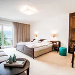 Linde 4*