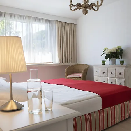 Linde Hotel 4*