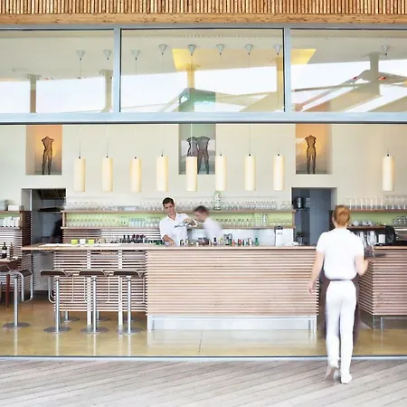 Linde Hotel 4*